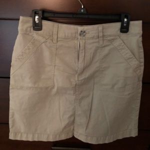 💐3/$15💐Croft & Barrow Khaki Stretch Skort